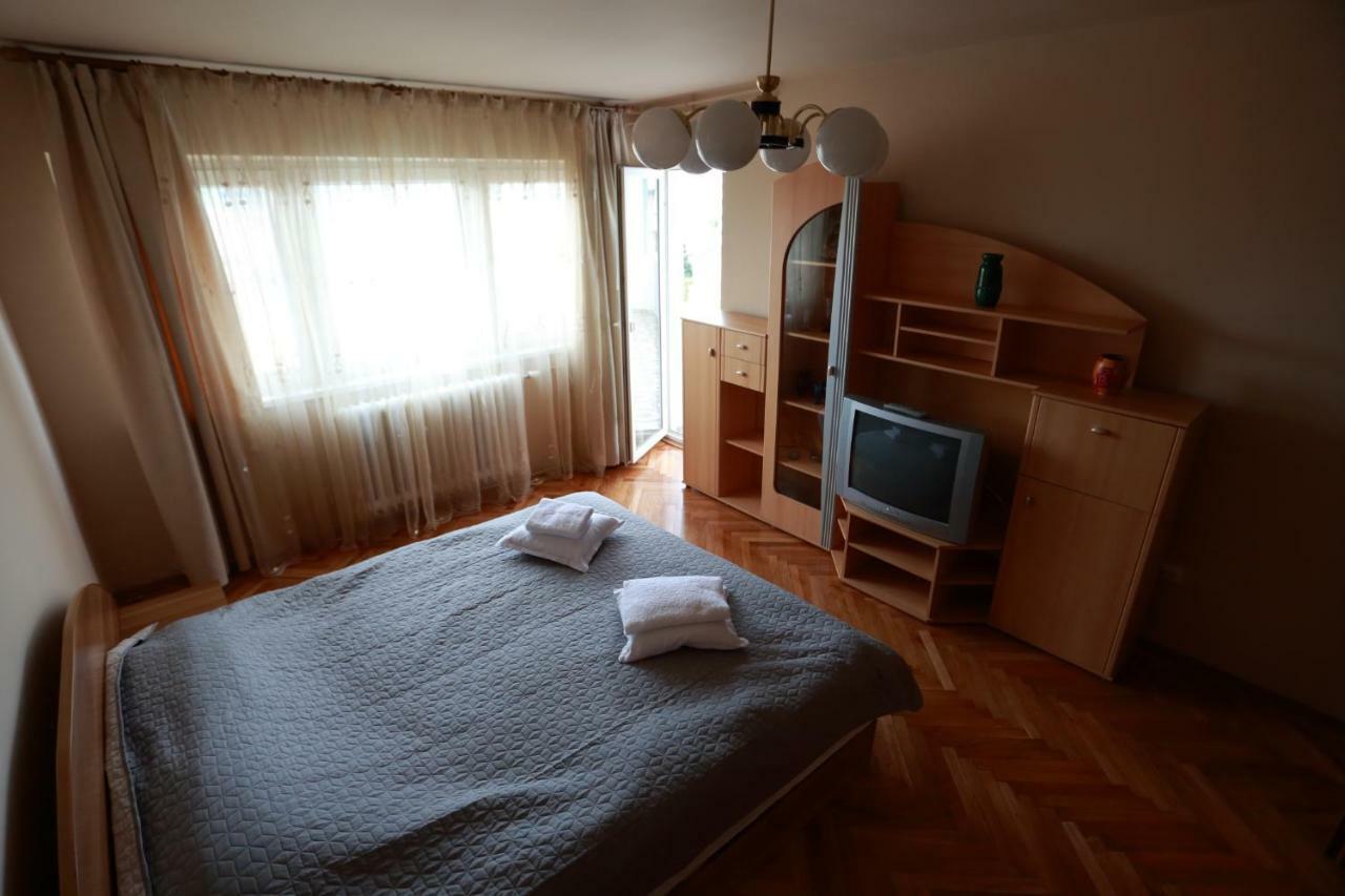 Apartament Maria Sibiu Lägenhet Exteriör bild