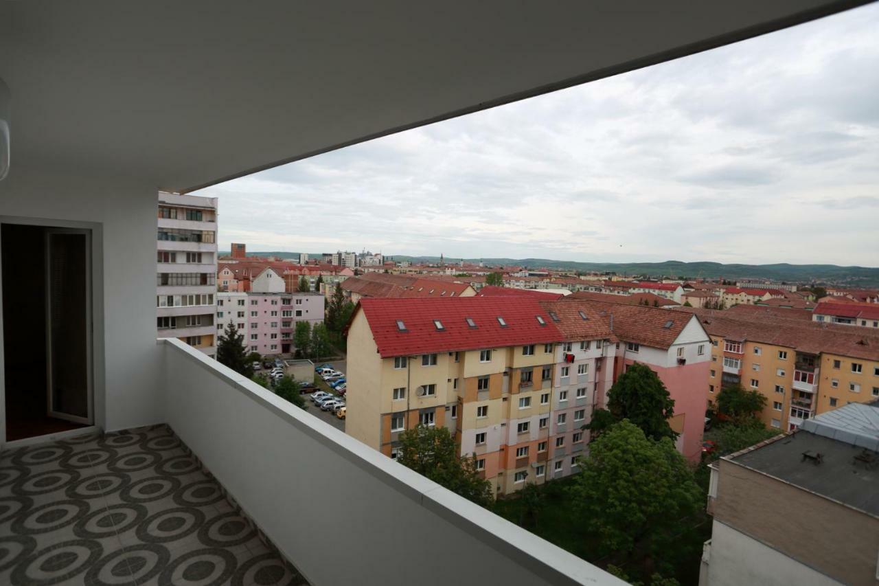 Apartament Maria Sibiu Lägenhet Exteriör bild