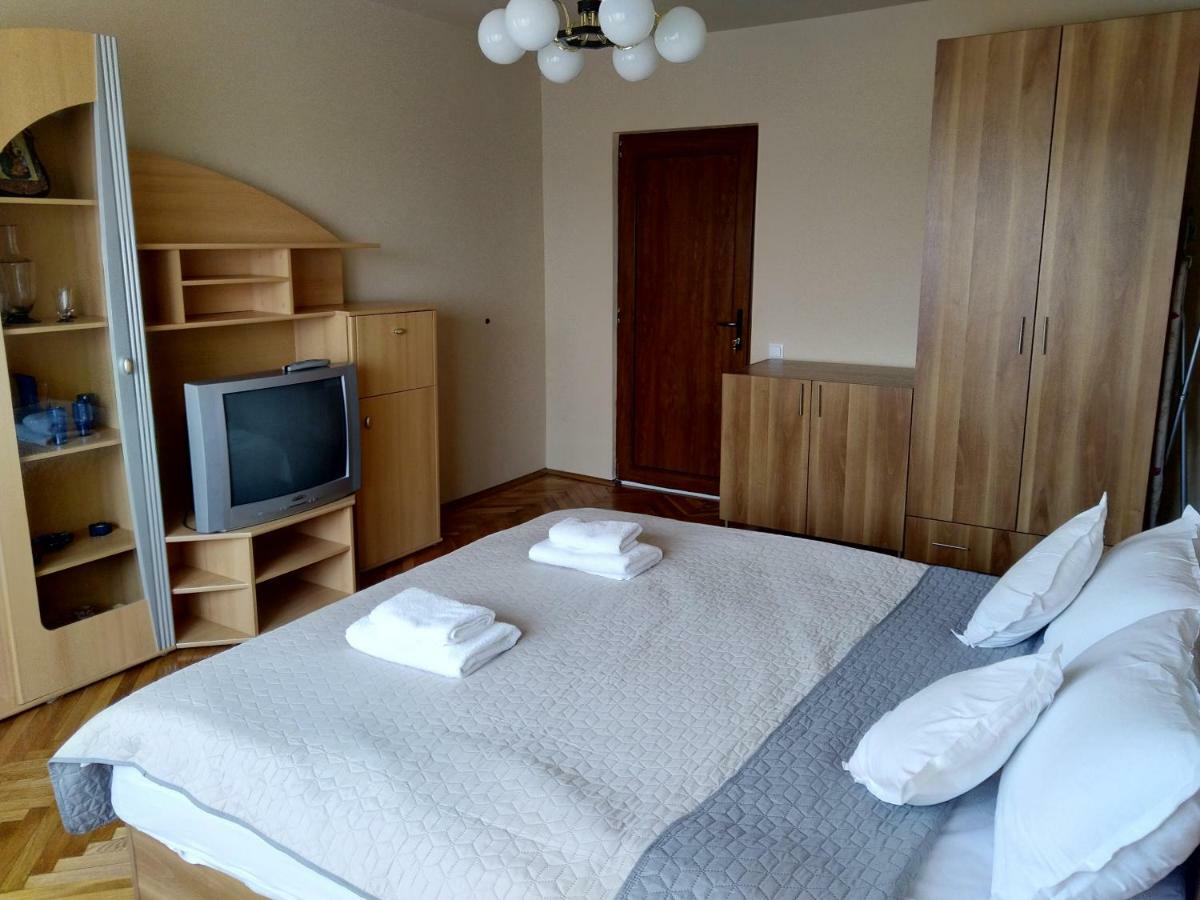 Apartament Maria Sibiu Lägenhet Exteriör bild