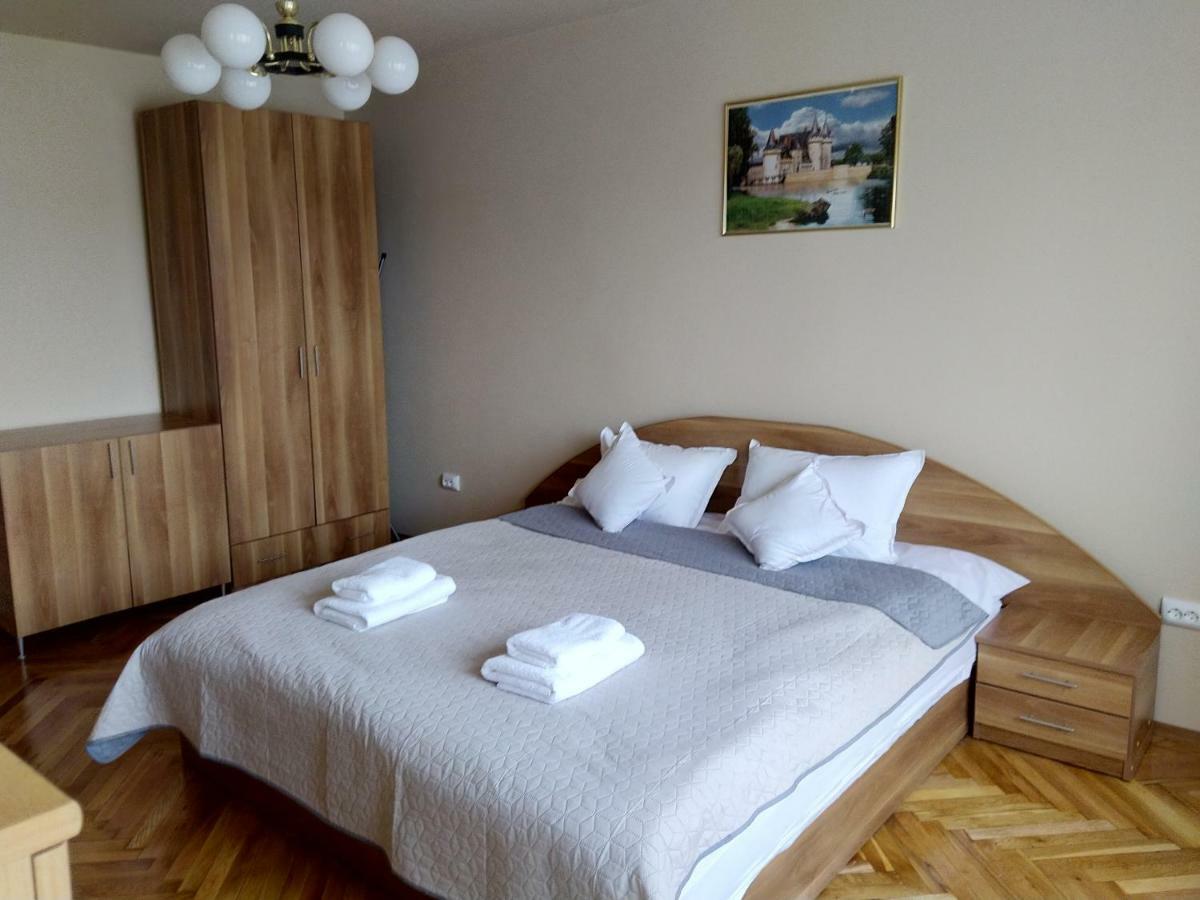 Apartament Maria Sibiu Lägenhet Exteriör bild